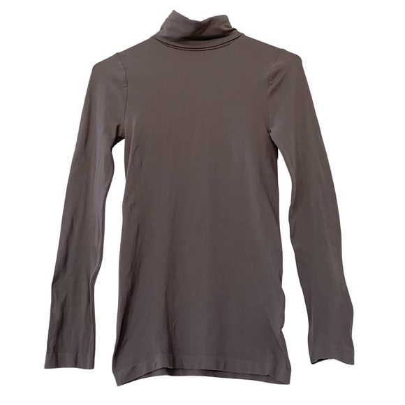 Free People Turtleneck - Picture 2 of 4